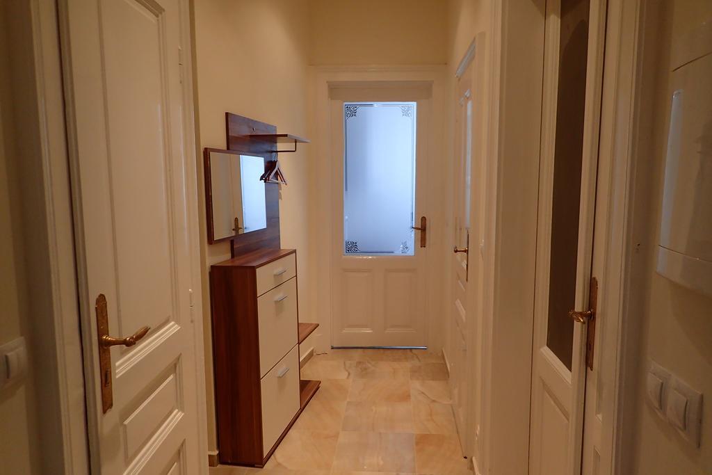Apartment In City Center - Morassi KLV Quarto foto